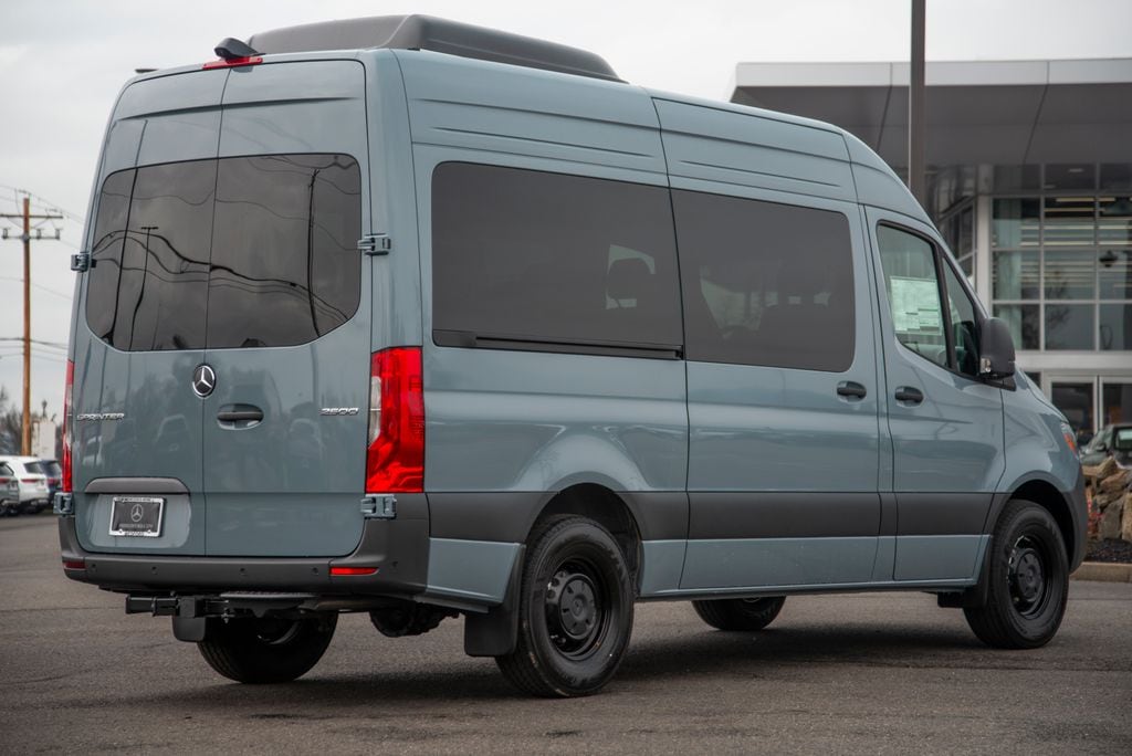 Thumbnail: 2026 Mercedes-Benz Sprinter - 9