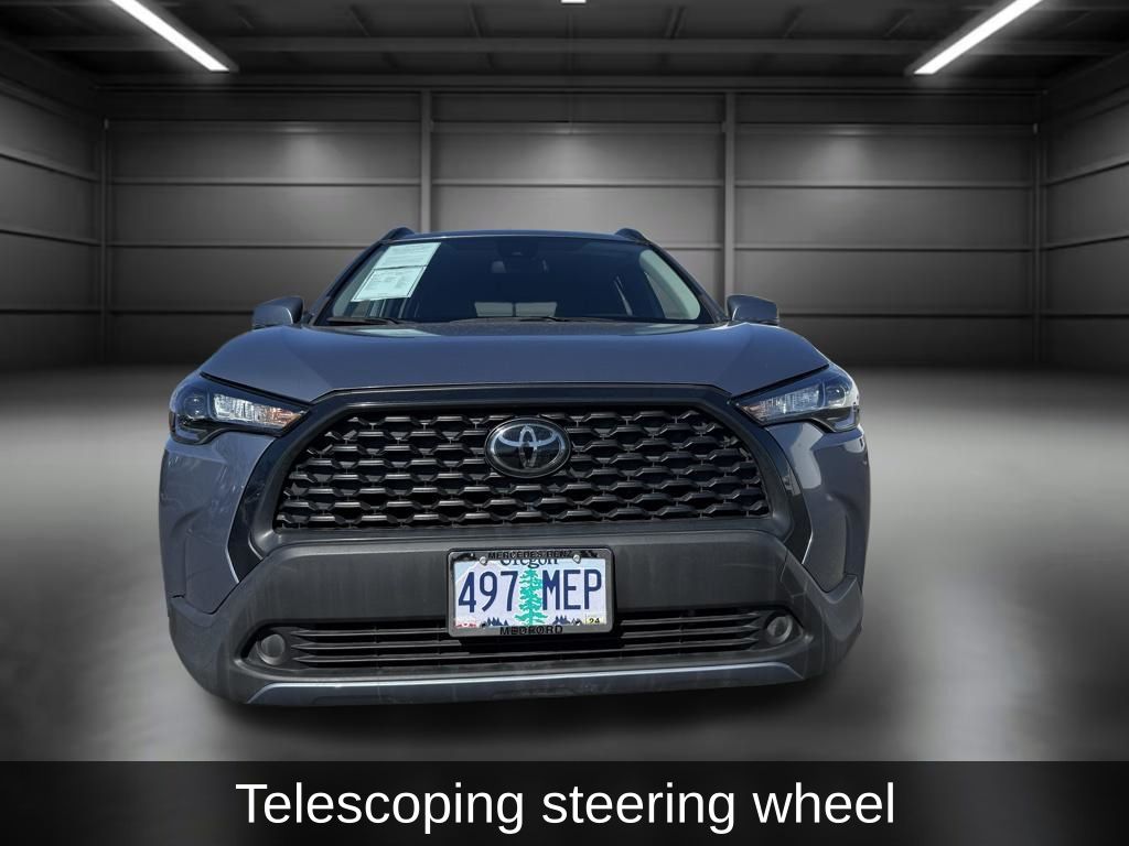 Thumbnail: 2022 Toyota Corolla Cross - 11