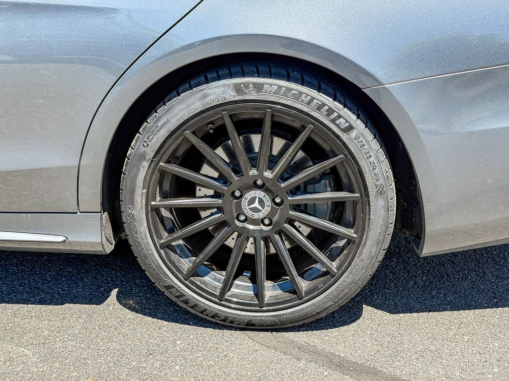 Thumbnail: 2019 Mercedes-Benz S-Class - 9