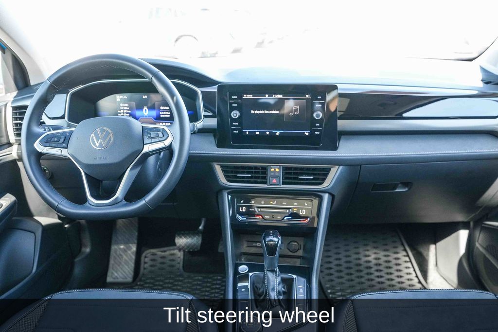 Thumbnail: 2025 Volkswagen Taos - 14