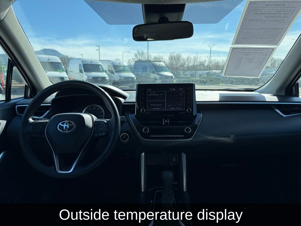 Thumbnail: 2022 Toyota Corolla Cross - 12