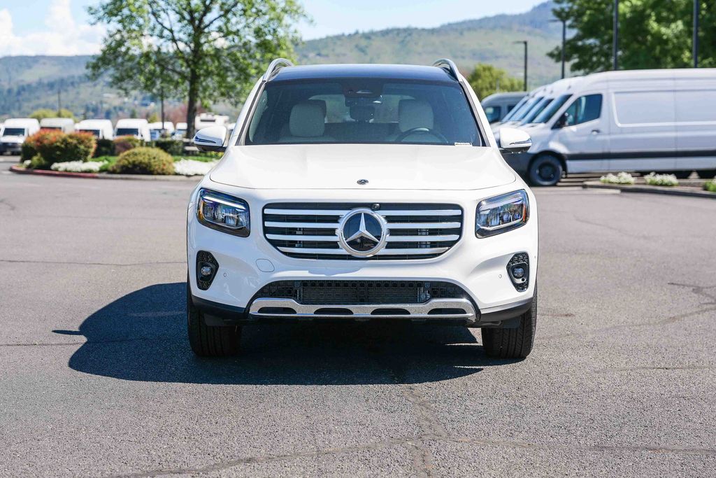 Thumbnail: 2026 Mercedes-Benz GLB - 4