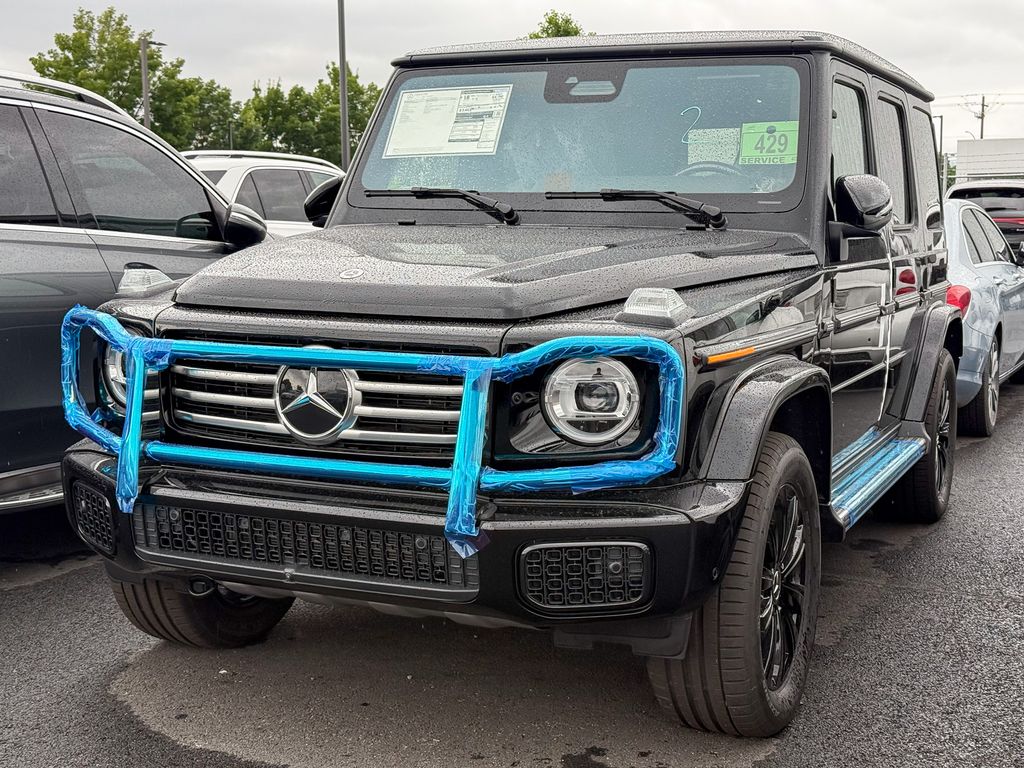 2026 Mercedes-Benz G-Class G 550's photo
