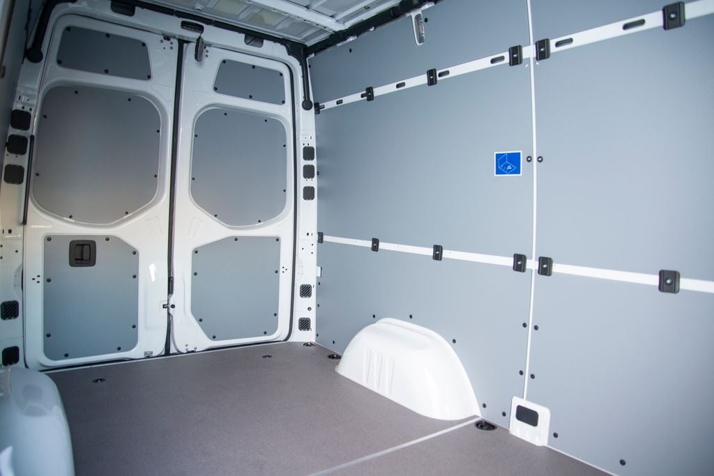 Thumbnail: 2026 Mercedes-Benz Sprinter - 20