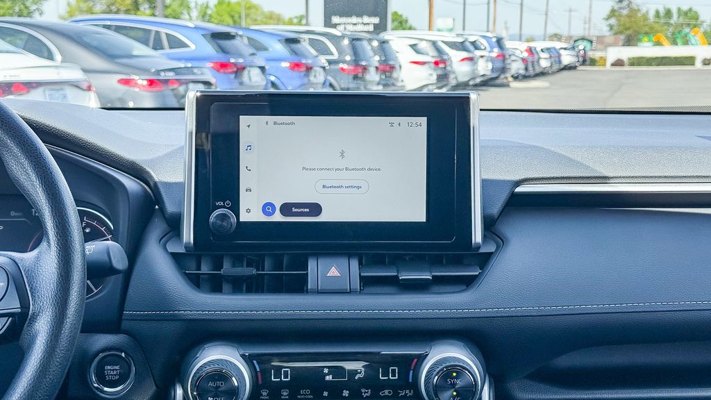 Thumbnail: 2025 Toyota RAV4 - 15