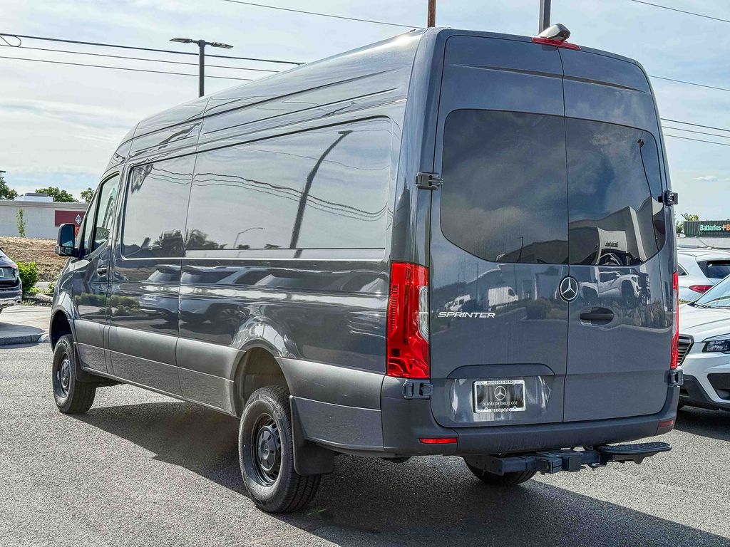 Thumbnail: 2026 Mercedes-Benz Sprinter - 8