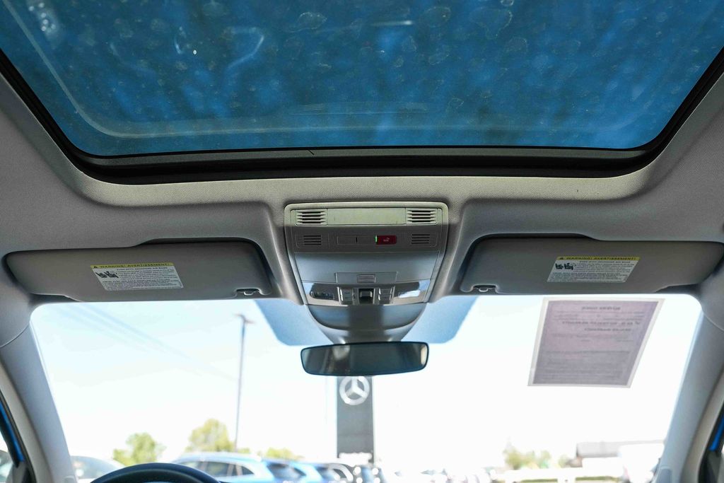 Thumbnail: 2025 Volkswagen Taos - 18