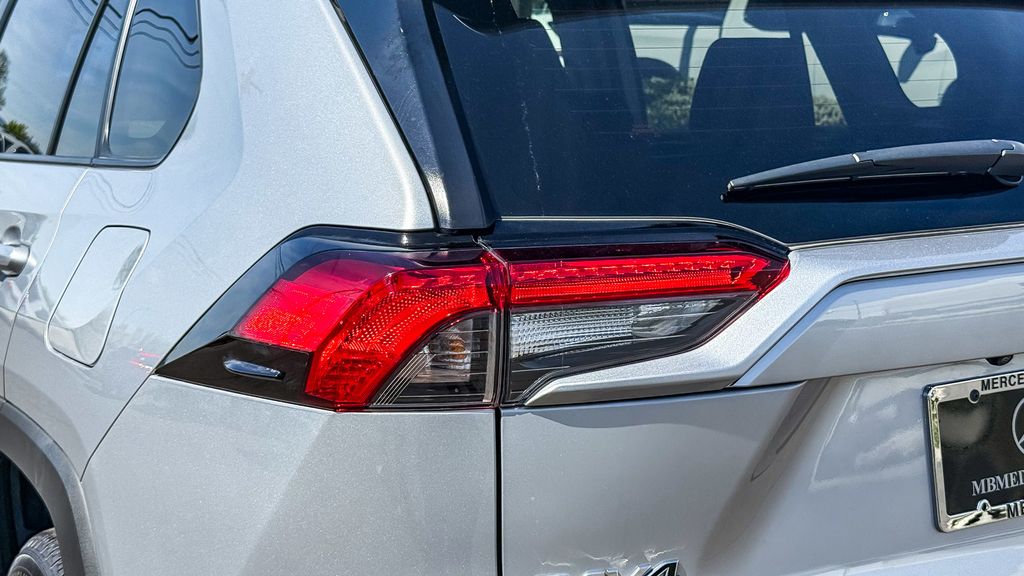 Thumbnail: 2025 Toyota RAV4 - 10
