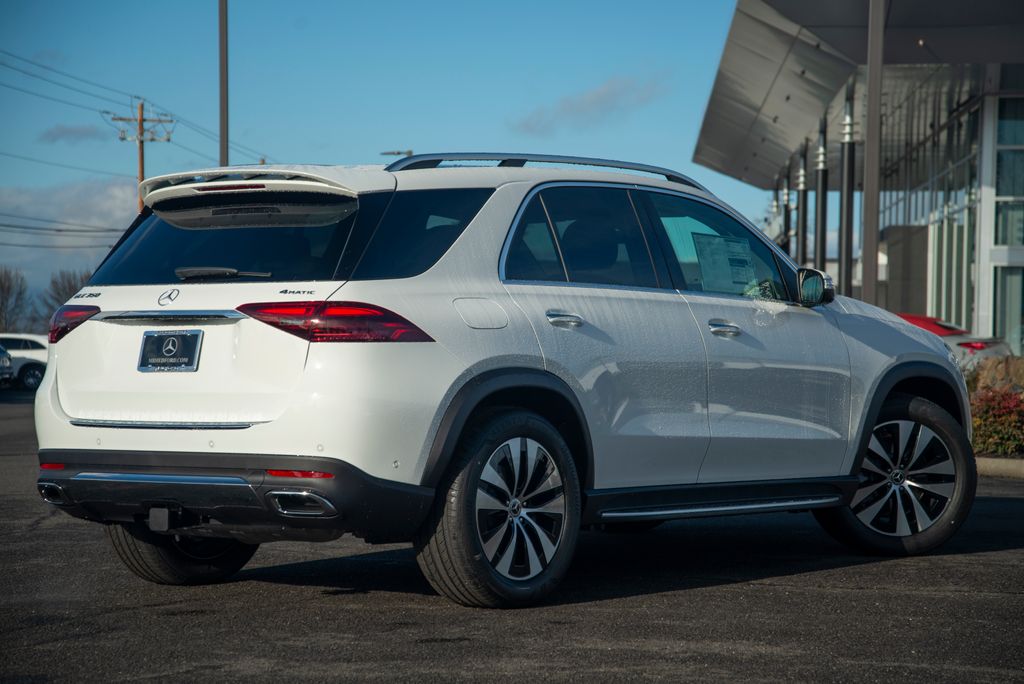 Thumbnail: 2026 Mercedes-Benz GLE - 8