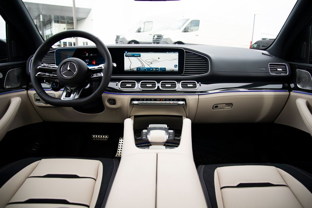 Thumbnail: 2026 Mercedes-Benz GLE - 14