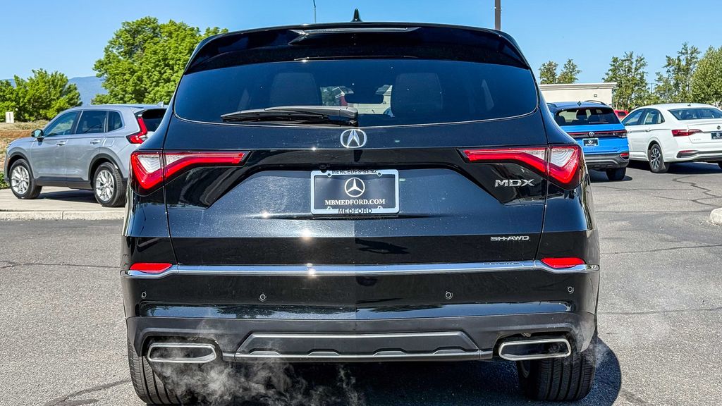 Thumbnail: 2023 Acura MDX - 7