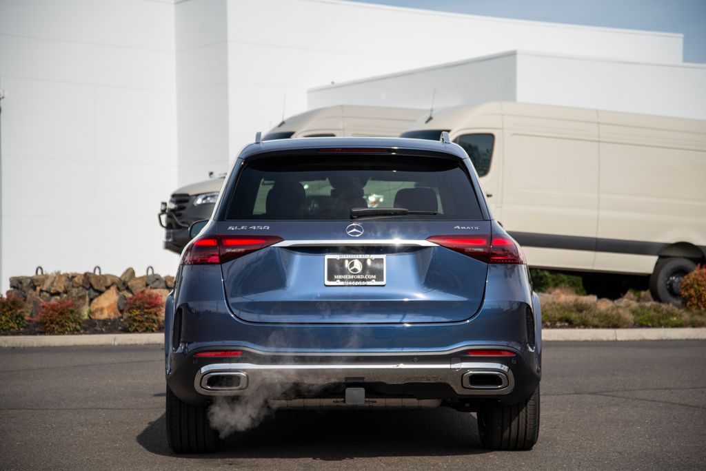 Thumbnail: 2026 Mercedes-Benz GLE - 4