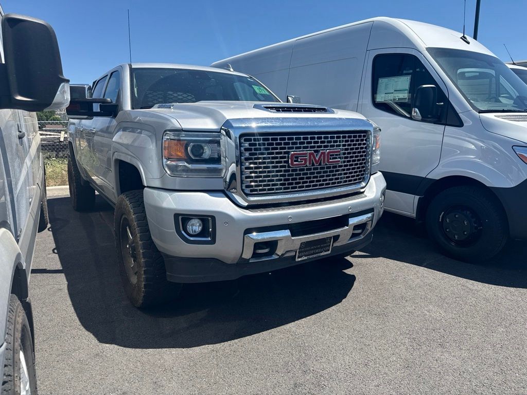Thumbnail: 2017 GMC Sierra 2500 - 6