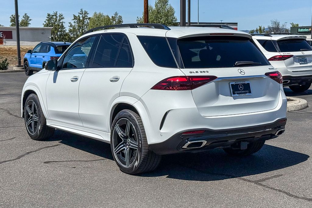Thumbnail: 2026 Mercedes-Benz GLE - 5