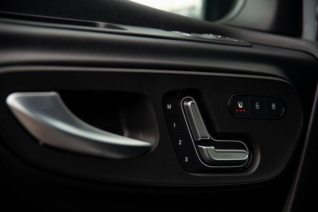 Thumbnail: 2025 Mercedes-Benz Sprinter - 13