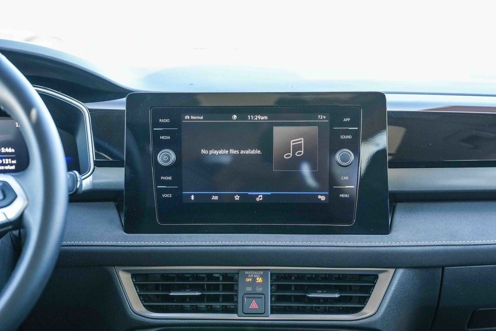 Thumbnail: 2025 Volkswagen Taos - 16