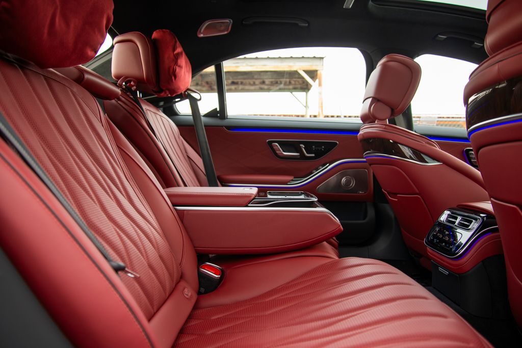 Thumbnail: 2026 Mercedes-Benz S-Class - 14