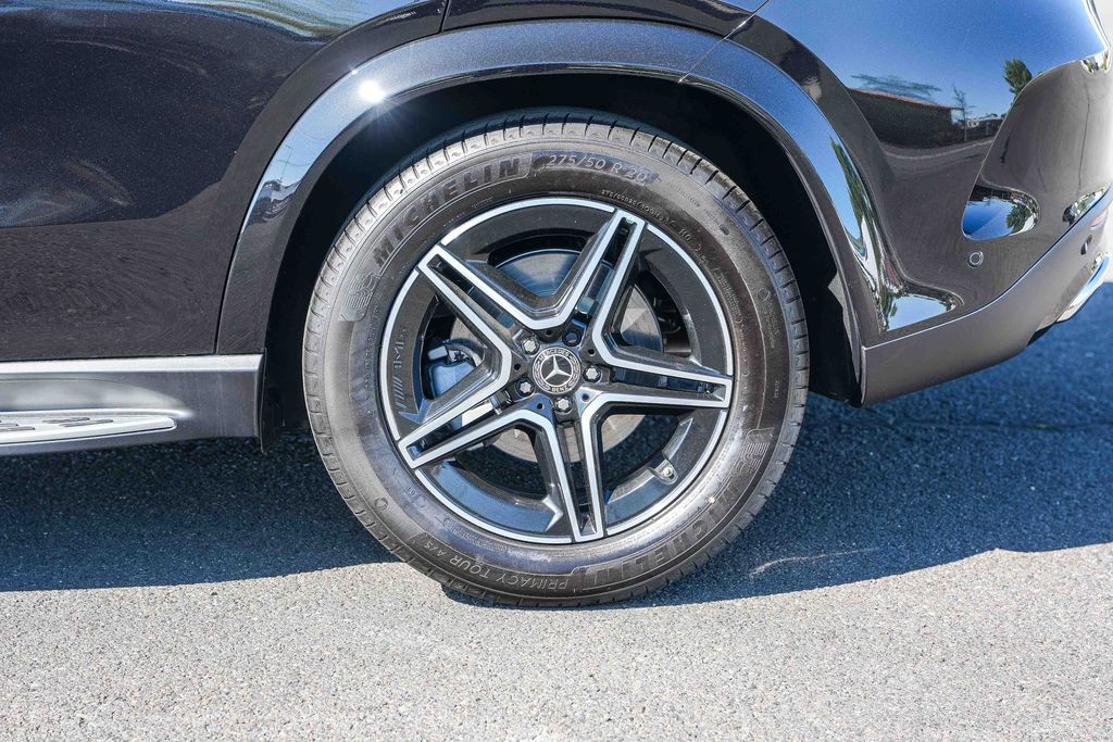 Thumbnail: 2026 Mercedes-Benz GLE - 10