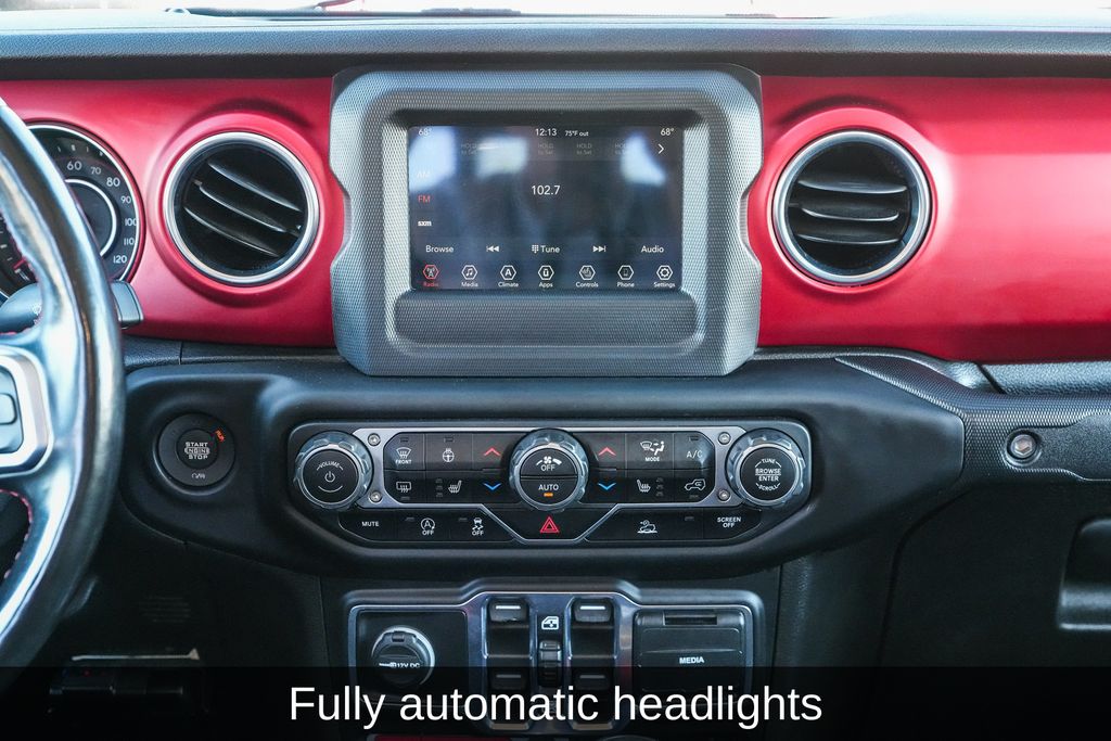 Thumbnail: 2020 Jeep Gladiator - 15