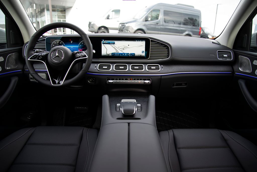 Thumbnail: 2026 Mercedes-Benz GLE - 17