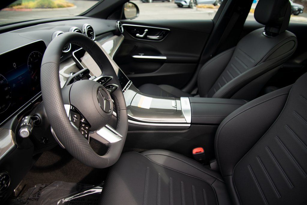 Thumbnail: 2025 Mercedes-Benz C-Class - 13