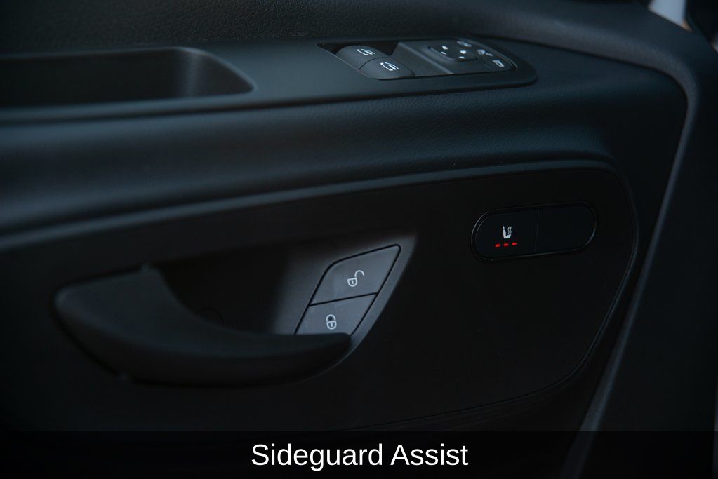 Thumbnail: 2025 Mercedes-Benz Sprinter - 28