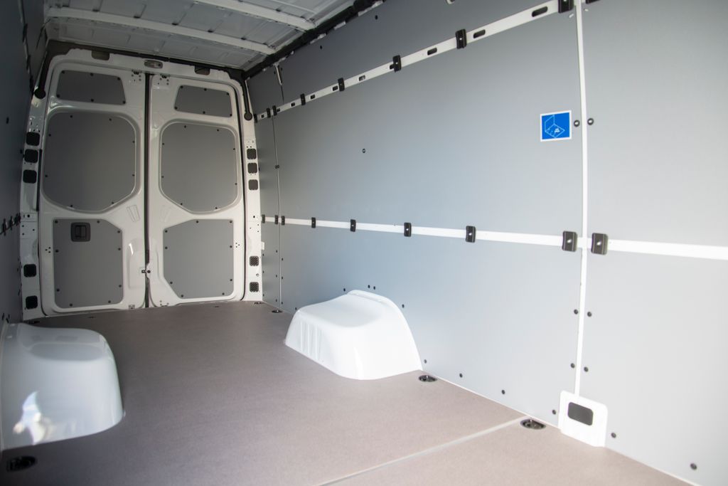 Thumbnail: 2026 Mercedes-Benz Sprinter - 21