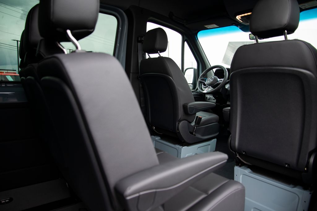 Thumbnail: 2026 Mercedes-Benz Sprinter - 20