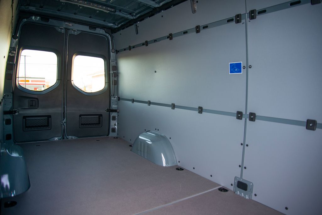 Thumbnail: 2026 Mercedes-Benz Sprinter - 21