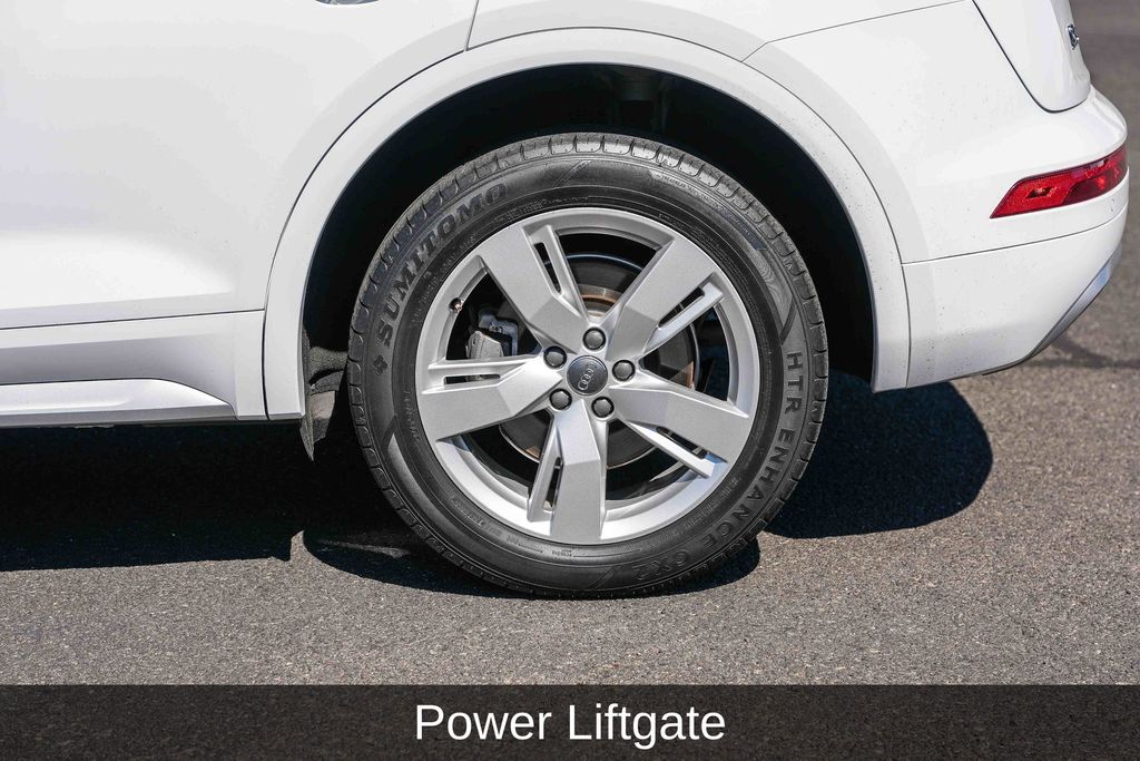 Thumbnail: 2018 Audi Q5 - 11