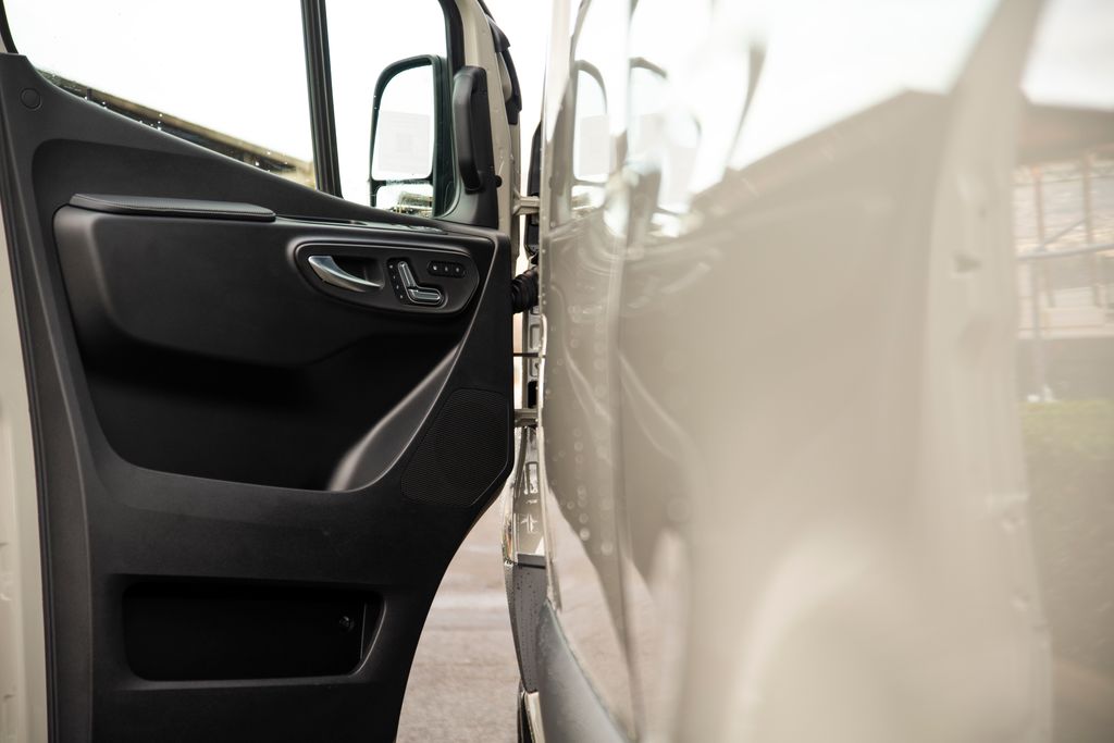 Thumbnail: 2026 Mercedes-Benz Sprinter - 11