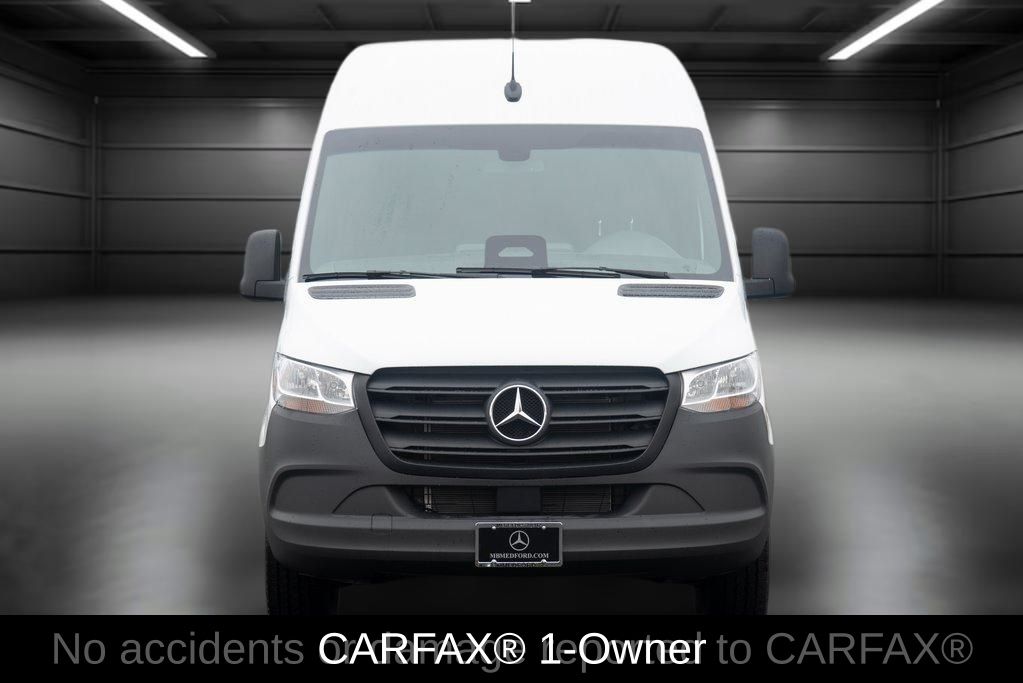 Thumbnail: 2025 Mercedes-Benz Sprinter - 2