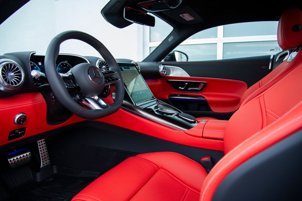 Thumbnail: 2026 Mercedes-Benz AMG GT - 10