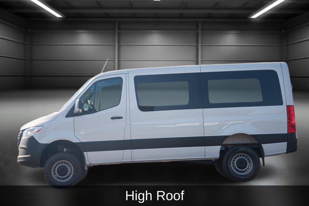 Thumbnail: 2025 Mercedes-Benz Sprinter - 8