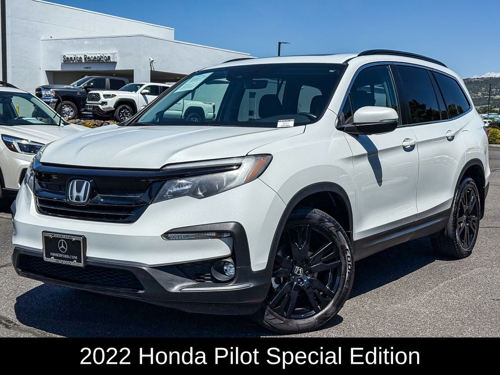 2022 Honda Pilot SE AWD's photo