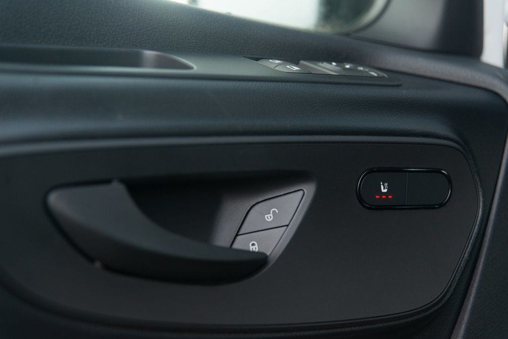 Thumbnail: 2025 Mercedes-Benz Sprinter - 23