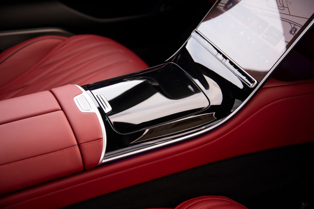 Thumbnail: 2026 Mercedes-Benz S-Class - 21