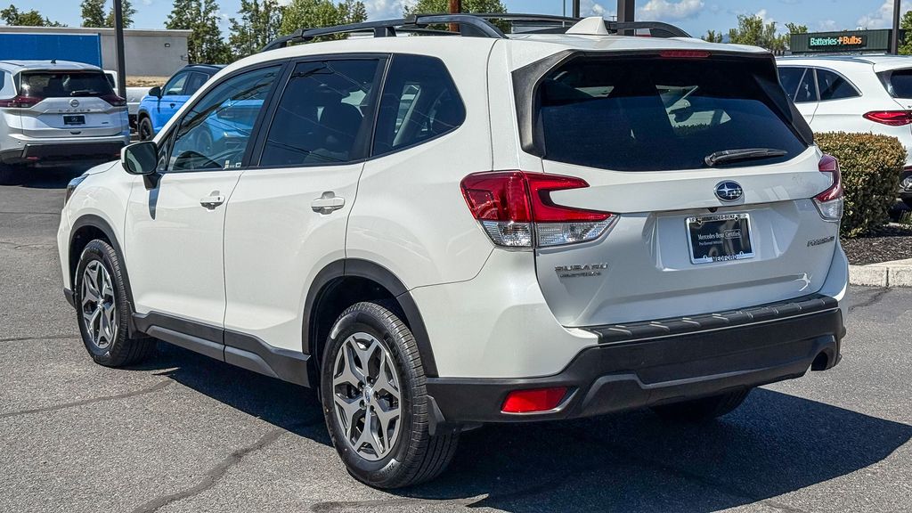 Thumbnail: 2021 Subaru Forester - 8