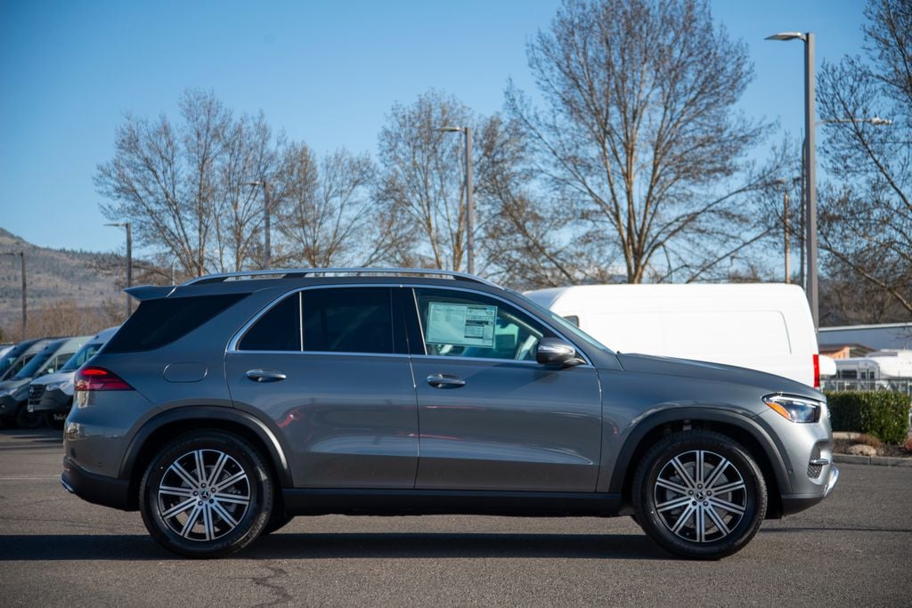 Thumbnail: 2026 Mercedes-Benz GLE - 5