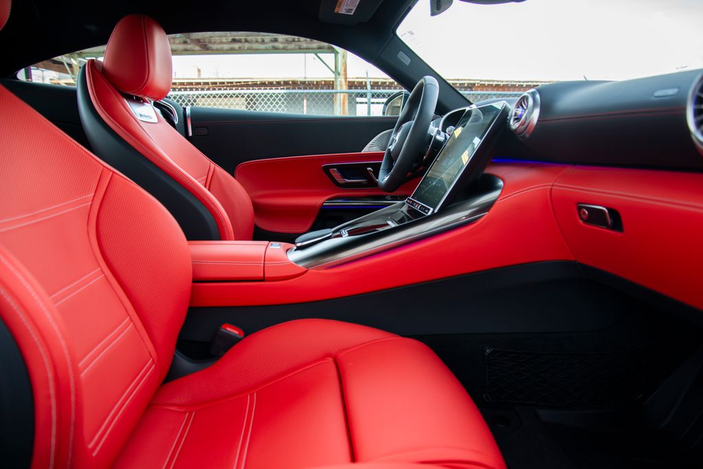 Thumbnail: 2026 Mercedes-Benz AMG GT - 14