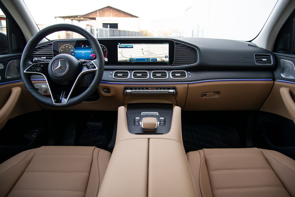 Thumbnail: 2026 Mercedes-Benz GLE - 17