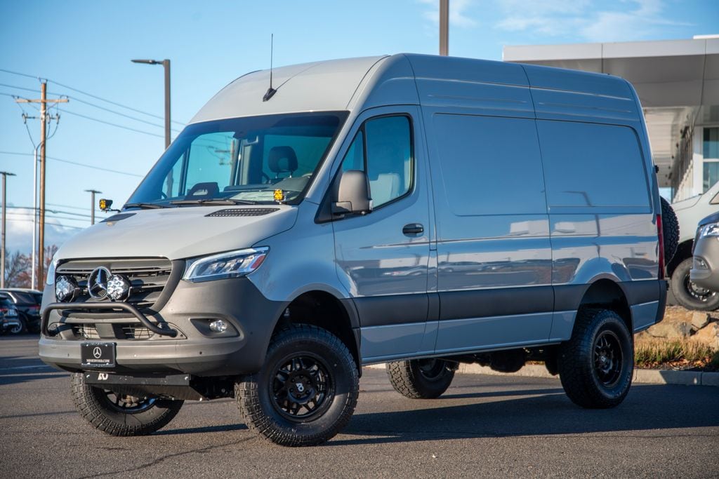 Thumbnail: 2025 Mercedes-Benz Sprinter - 1