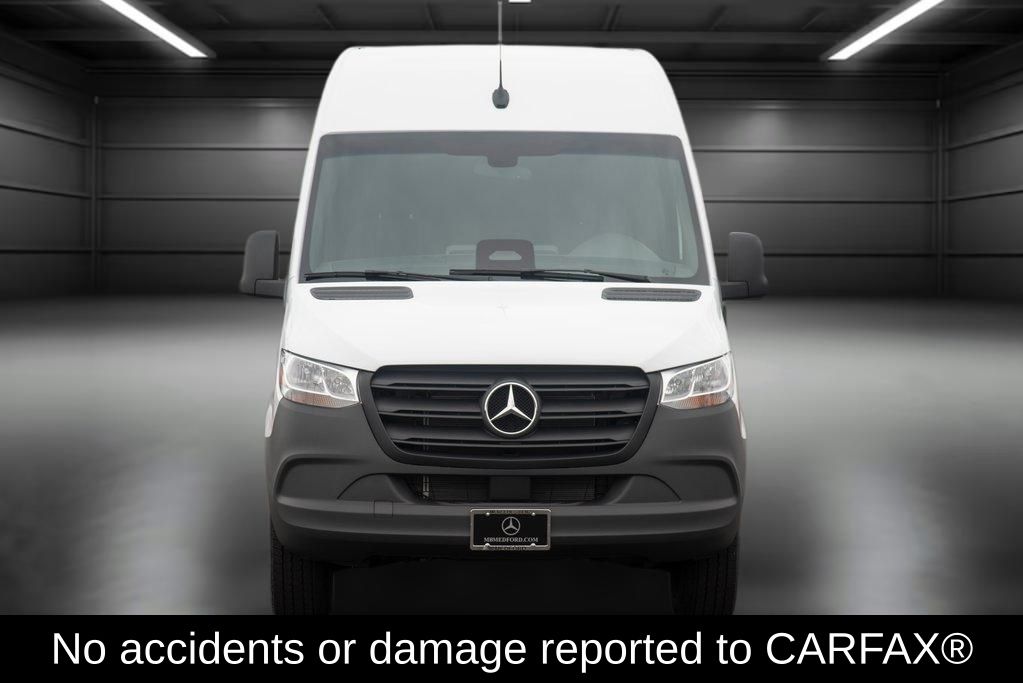 Thumbnail: 2025 Mercedes-Benz Sprinter - 2