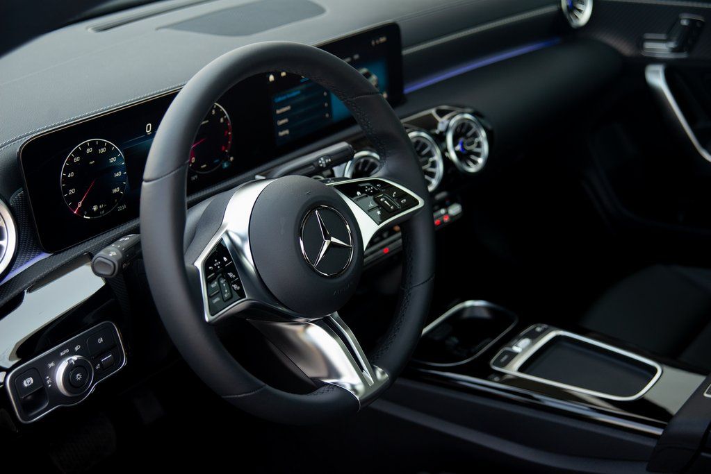 Thumbnail: 2025 Mercedes-Benz CLA - 33