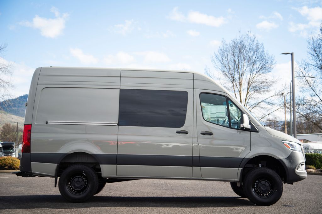 Thumbnail: 2026 Mercedes-Benz Sprinter - 5