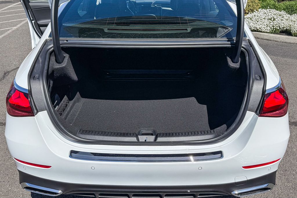 Thumbnail: 2026 Mercedes-Benz E-Class - 25