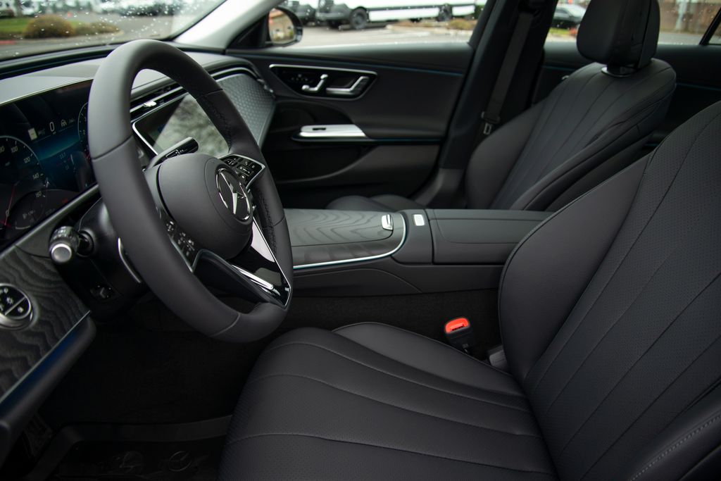 Thumbnail: 2026 Mercedes-Benz E-Class - 11