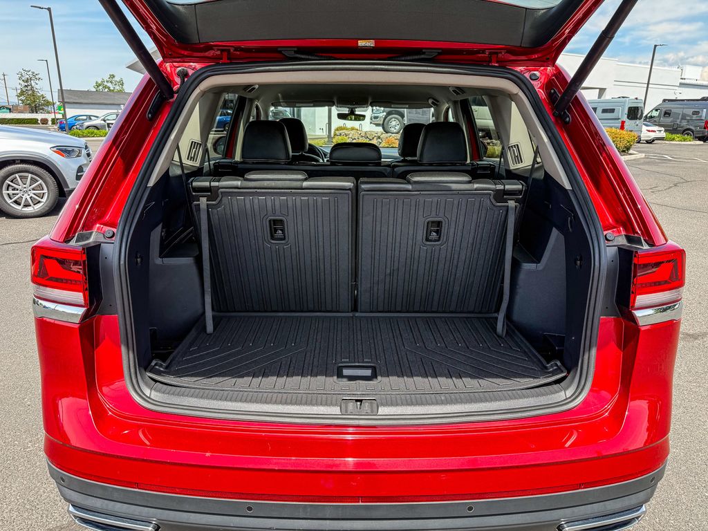 Thumbnail: 2021 Volkswagen Atlas - 25