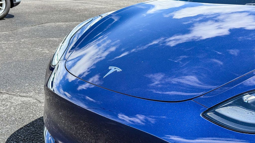 Thumbnail: 2023 Tesla Model 3 - 3