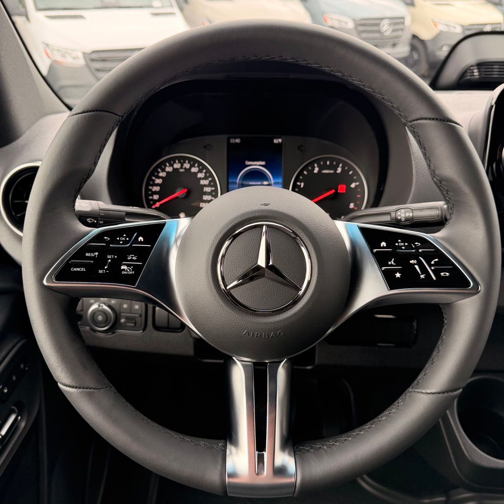 Thumbnail: 2026 Mercedes-Benz Sprinter - 14